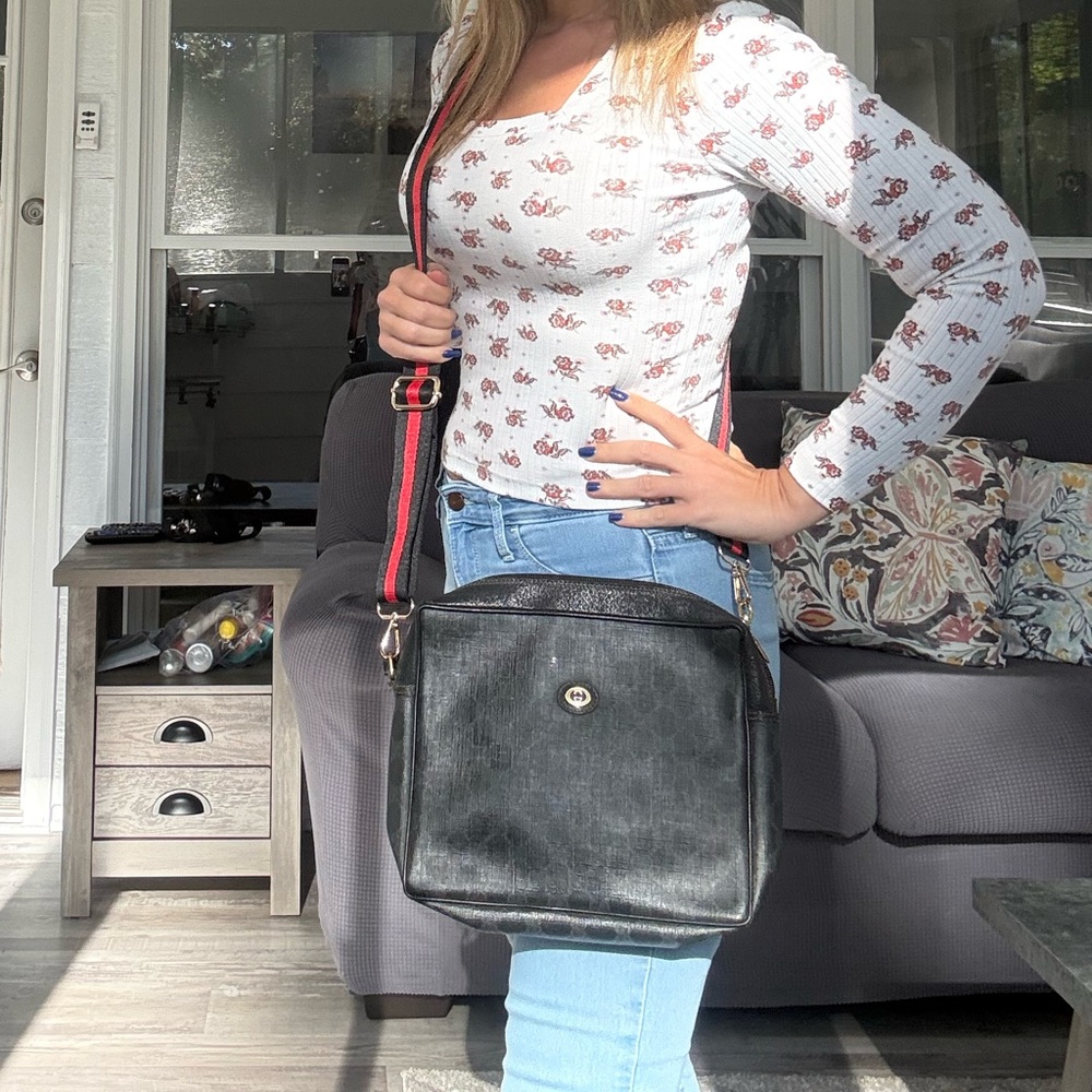 AUTHENTIC GUCCI gg Crossbody bag purse tote clutch handbag black black gold